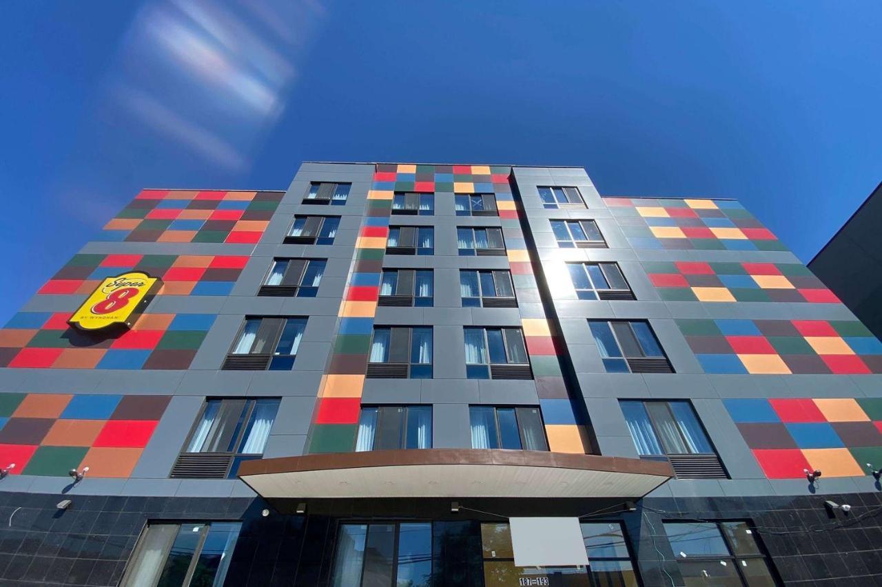 فندق Super 8 By Wyndham Brooklyn Williamsburg نيو يورك المظهر الخارجي الصورة