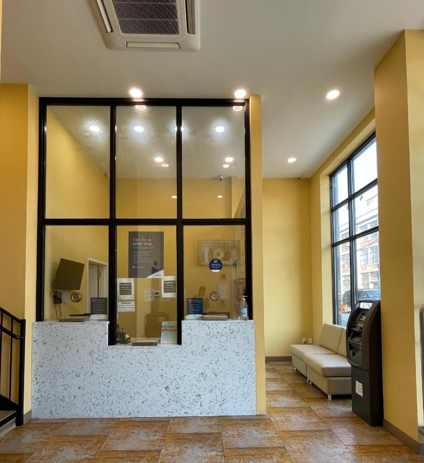 فندق Super 8 By Wyndham Brooklyn Williamsburg نيو يورك المظهر الخارجي الصورة